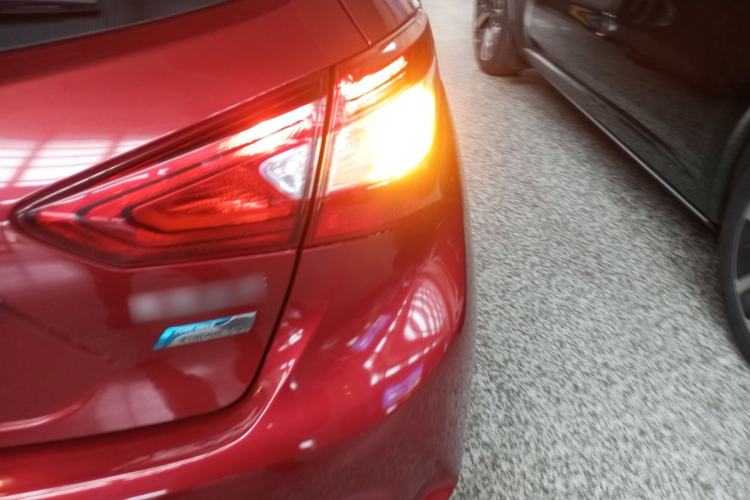 Used Nissan Tiida 2016 1.6L CVT Smart Drive Edition Right Rear Taillight