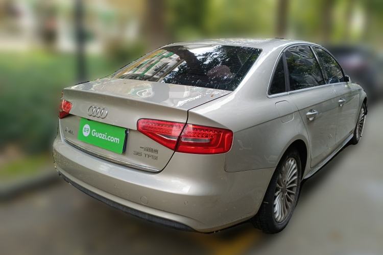 Used Audi A4L 2016 35 TFSI Collector's Edition Automatic Standard Model
