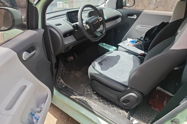 Used CHANGAN NEVO Lumin 2022 155 km – Refreshingly Sweet Edition Driver Seat