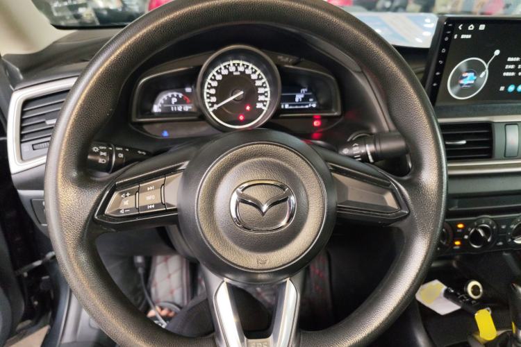 Used Mazda Mazda 3 Axela 2017 Sedan 1.5L Automatic Comfort Model Emission Standard China V
