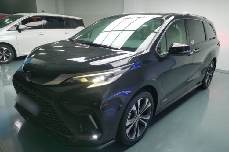 Used Toyota Granvia 2022 2.5L Hybrid Premium Edition