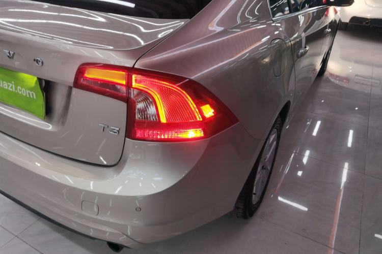 Used Volvo S60 2017 S60L T3 Smart Upgrade Edition Exterior 3