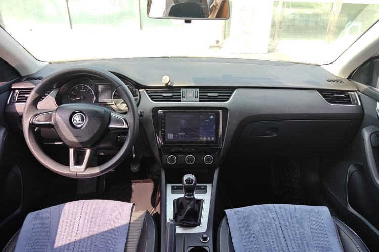 Used Skoda Octavia 2017 1.6L Manual Trend Edition