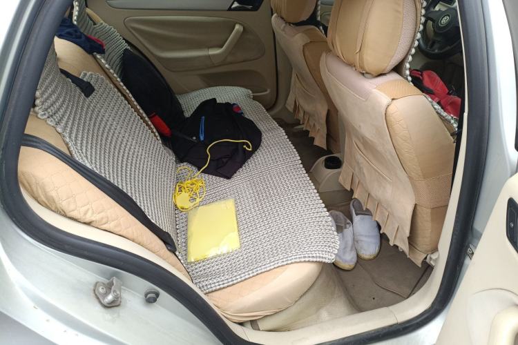 Used Volkswagen Bora 2011 1.6L Automatic Fashion Edition
