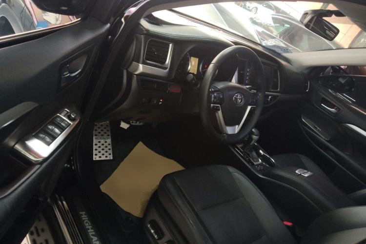 Used Toyota Highlander 2015 2.0T Four-Wheel Drive Luxury Edition 7-Seater