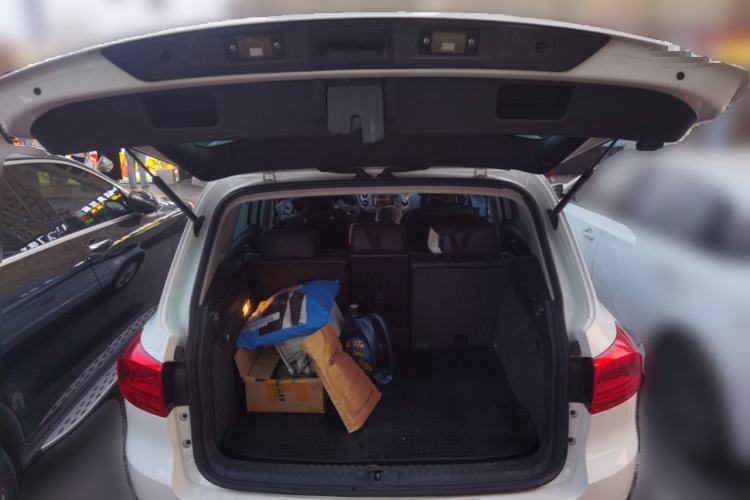 Used Volkswagen Tiguan 2012 2.0 TSI Comfort Edition Trunk