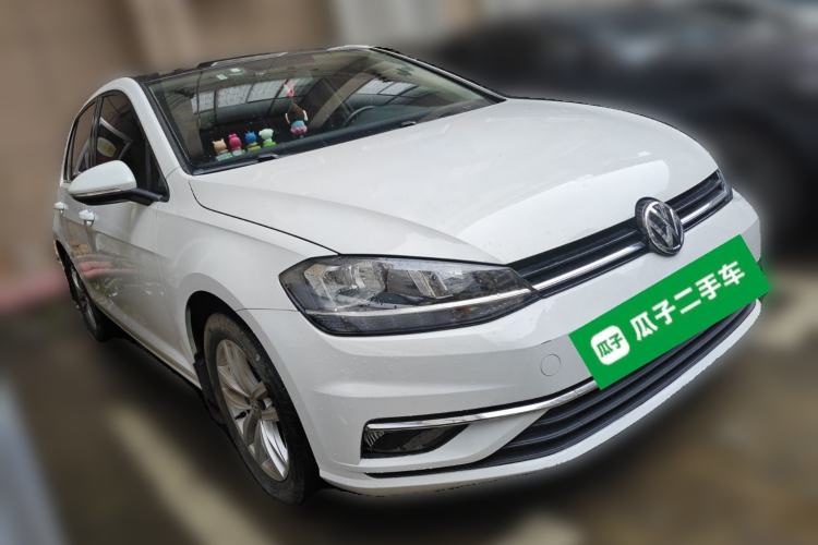 Used Volkswagen Golf 2019 1.6L Automatic Comfort Model China V Standard Front Right 45 Deg