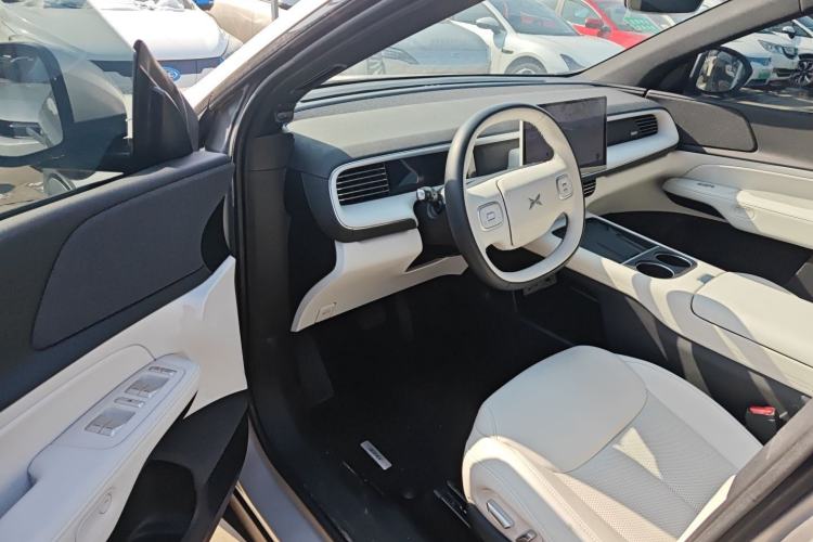 Used XPeng G6 2023 580 Long-Range Pro Interior 3