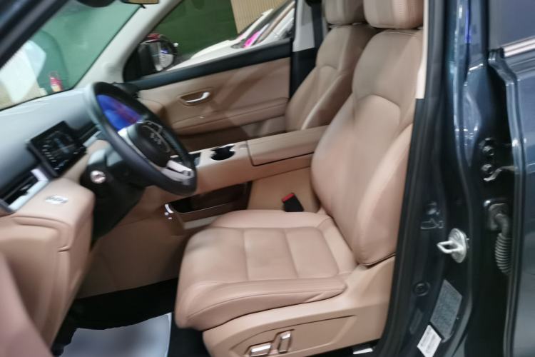 Used Landian E5 PLUS 2025 165 km Long-Range Version PLUS 5-Seater
