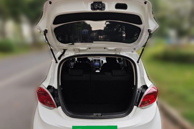 Used CHANGAN OSHAN Benni E-Star 2021 National Edition Xin Yue Version Lithium Iron Phosphate (31.86 kWh) Trunk