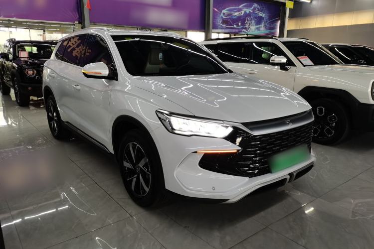 Used BYD Song Pro New Energy 2024 HONOR Edition DM-i 71KM Navigation Model
