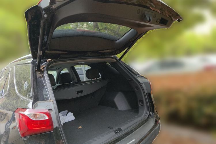 Used Chevrolet Equinox 2018 535T Automatic YuJie Edition Trunk