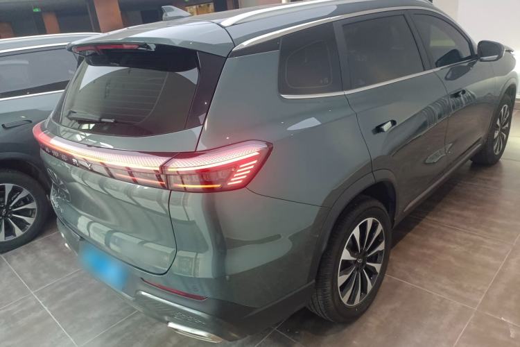 Used Chery Tiggo 8 PLUS 2025 290TGDI DCT Prestige 5-Seater Rear Right 45 Deg