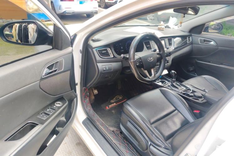 Used Hyundai Mistra 2016 1.8L Automatic Smart GLS Driver Seat