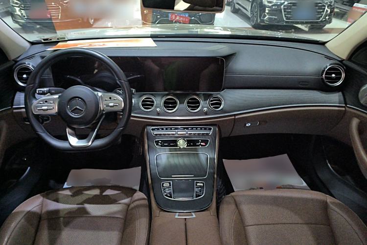 Used Mercedes-Benz E-Class 2019 Restyled E 300 L Sporty and Stylish Edition
