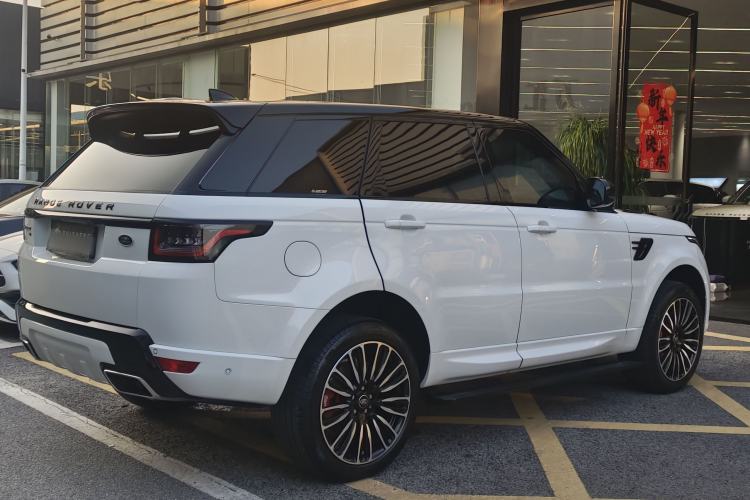 Used Land Rover Range Sport 2022 3.0 L6 YAO Black Edition Exterior 4