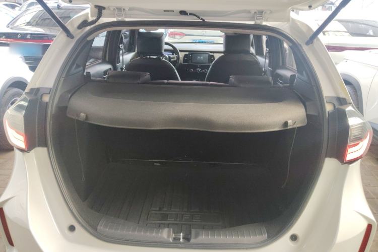 Used Honda LIFE 2021 1.5L CVT SPO-SS Dynamic Edition Trunk