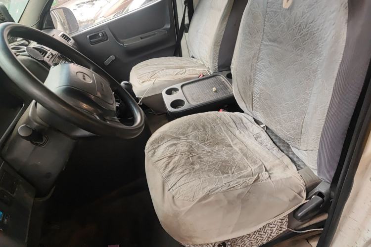 Used Jinbei Express 2017 2.0L Standard Version V19
