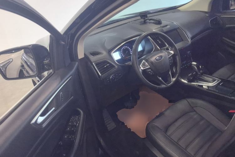 Used Ford Edge 2018 EcoBoost 245 Two-Wheel-Drive Titanium 7-Seater China V Standard Driver Seat
