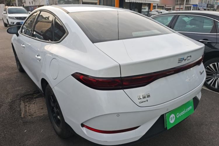 Used BYD Qin PLUS 2025 DM-i Smart Drive 55KM Leading Model
