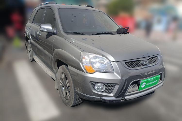 Used Kia Sportage 2013 2.0L Automatic Two-Wheel Drive GLS Trim Front Right 45 Deg