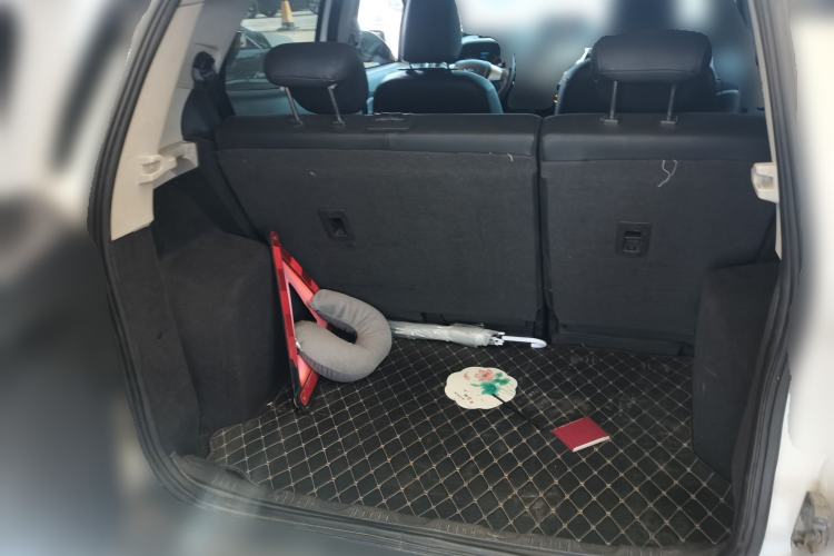 Used Ford EcoSport 2013 1.5L Manual Fashion Model Trunk