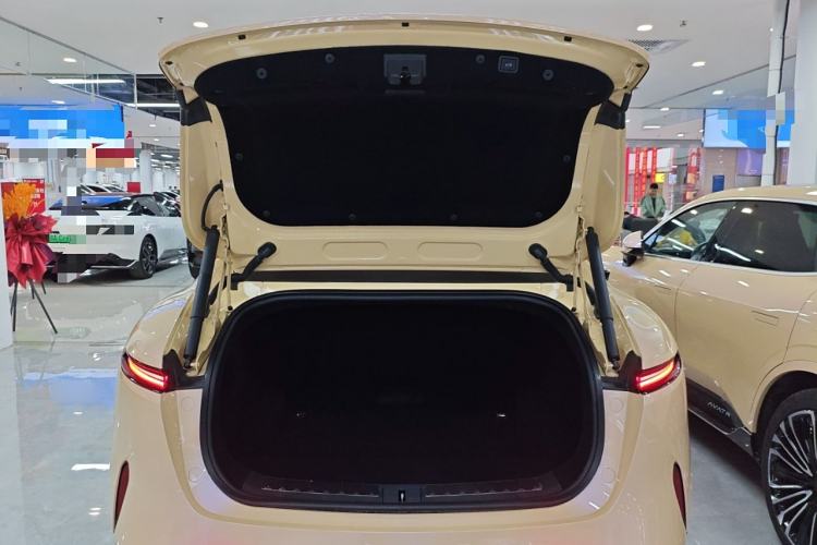 Used Avatr 11 2024 700 Three-Laser Four-Wheel Drive Recommended Version