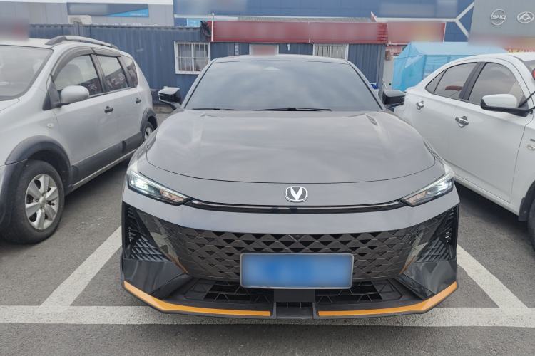 Used Changan UNI-V 2024 1.5T Prestige Sport Edition
