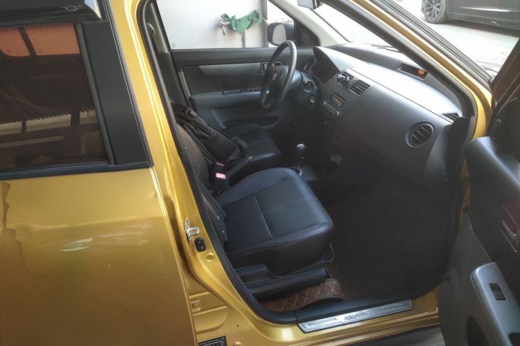 Used Suzuki Swift 2015 1.5L Automatic Limited Edition
