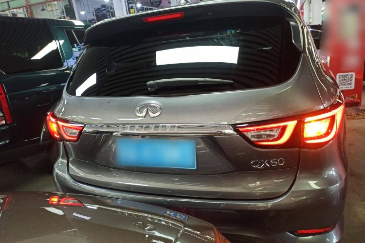 Used Infiniti QX60 2016 2.5 S/C Hybrid Two-Wheel-Drive Excellence Edition China V Standard