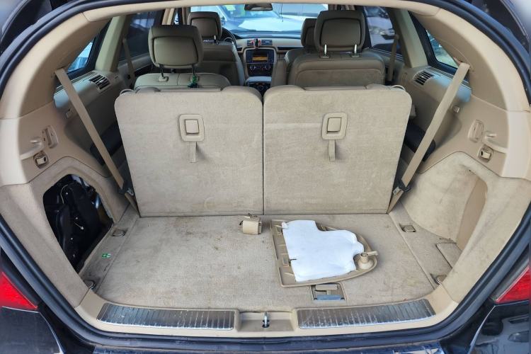 Used Mercedes-Benz R-Class 2010 R 350 L 4MATIC