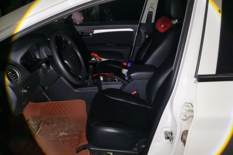 Used Roewe 350 2015 1.5L Manual Luxury Sunroof Edition
