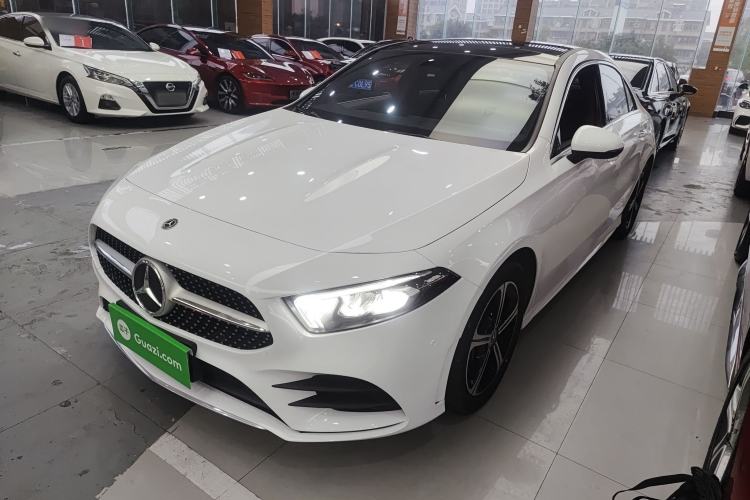 Used Mercedes-Benz A-Class 2022 Revised Version A 200 L Sport Sedan Fashionable Style