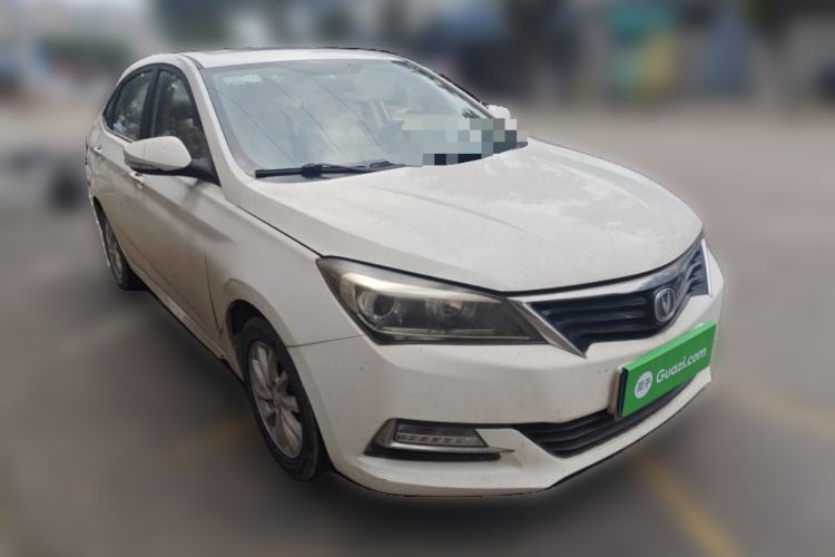 Used CHANGAN Alsvin V7 2015 1.6L Manual Enjoyment Model China IV Standard Front Right 45 Deg