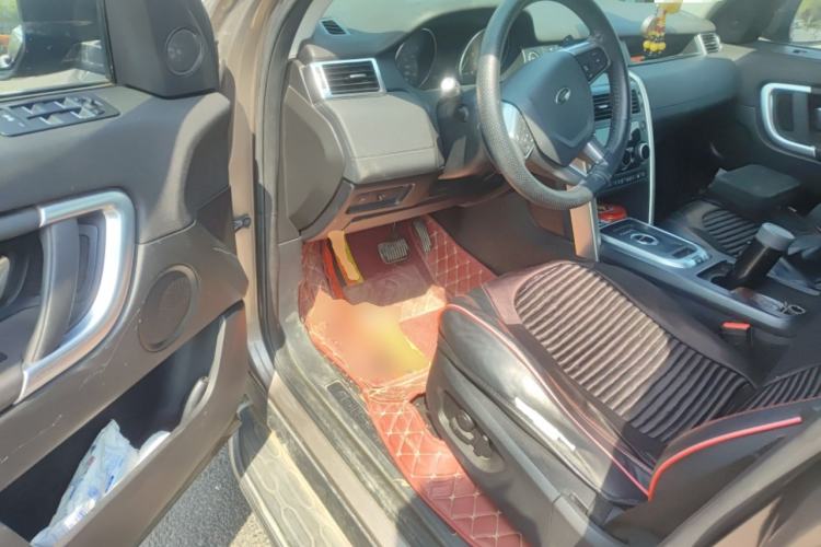 Used Land Rover Discovery Sport 2016 2.0T SE Driver Seat