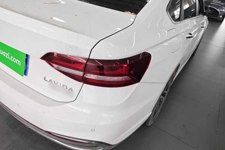 Used Volkswagen Lavida 2023 280TSI DSG Full-Comfort Edition Right Rear Taillight