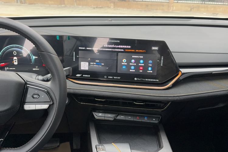 Used CHANGAN OSHAN X5 PLUS 2023 Revised 1.5T DCT Excellence Edition
