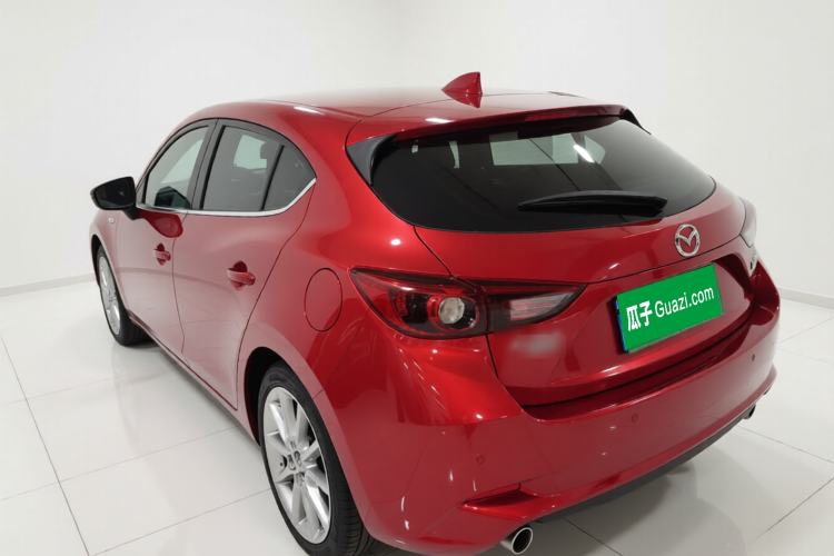Used Mazda Mazda 3 Axela 2017 Hatchback 2.0L Automatic Sport Model China V Emission Standard
