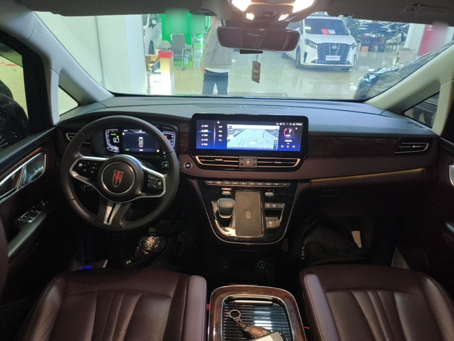 Hongqi HQ9 2023 2.0T Smart Connect Flagship Edition - Chinese Trim Xiang — снимка 12