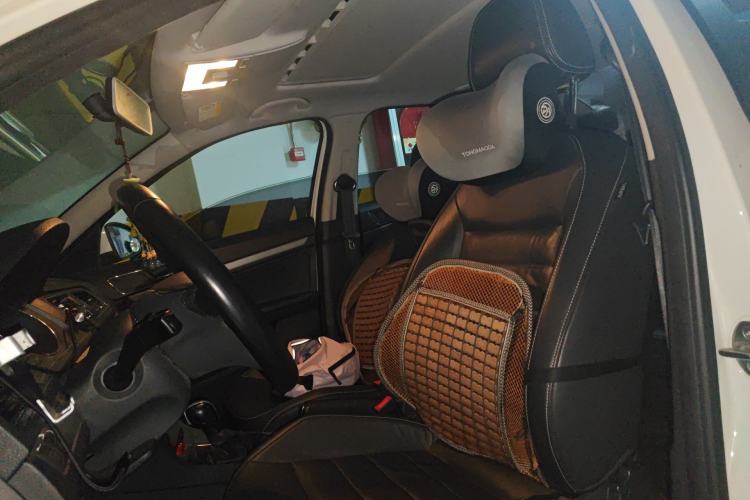 Used Volkswagen Lavida 2017 1.6L Automatic Comfort Edition
