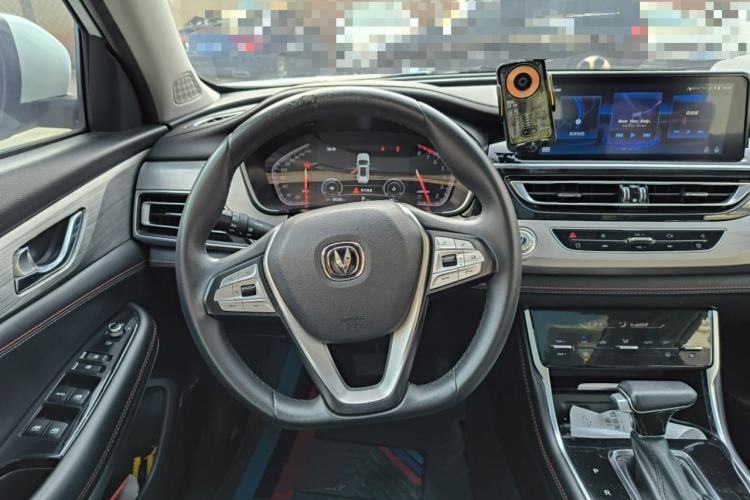 Used CHANGAN CS75 2020 280T DCT Luxury Version China VI Standard
