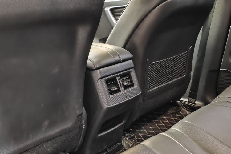 Used Venucia V 2021 260T Idol Edition Interior 13