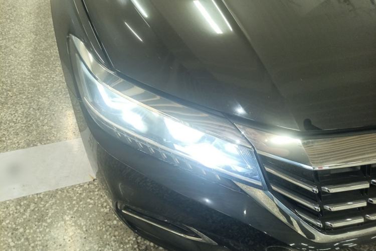 Used Volkswagen Passat 2019 330TSI Luxury Edition China VI Standard Right Front Headlight