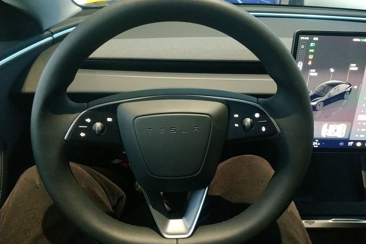 Used Tesla Model 3 2023 Rear-Wheel-Drive Version
