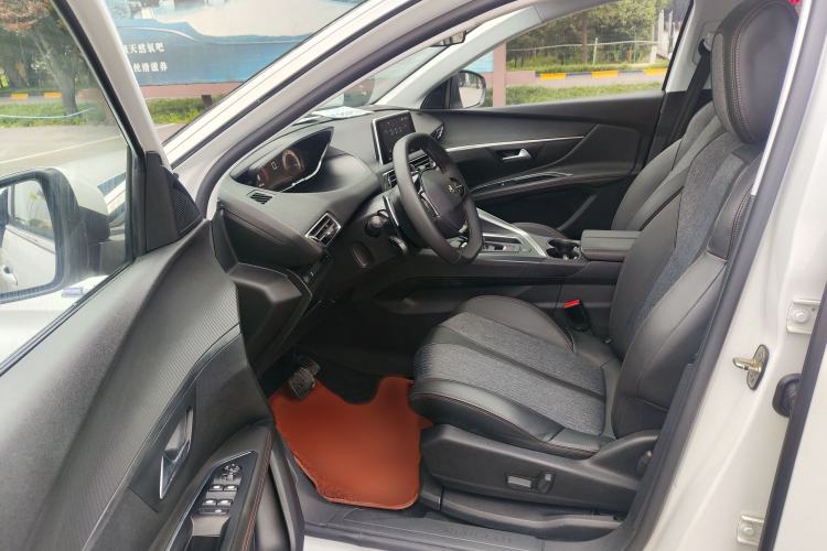 Used Peugeot 4008 2018 350THP Elite Edition Interior 4