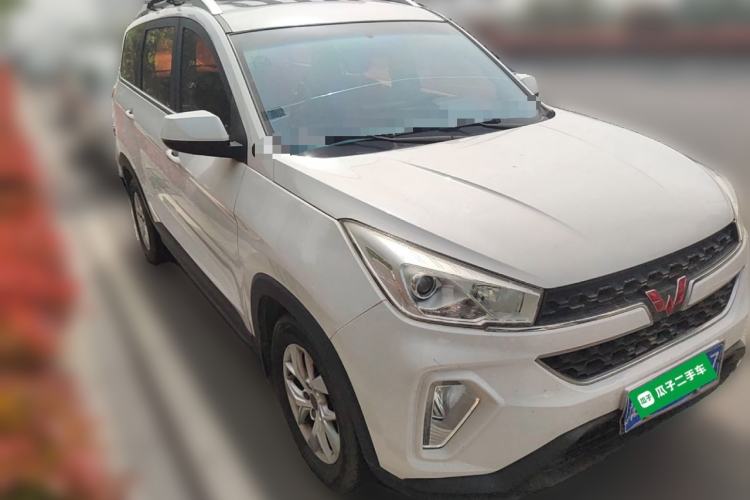 Used Wuling Hongguang S3 2018 1.5L Manual Luxury Model China V Standard Front Right 45 Deg