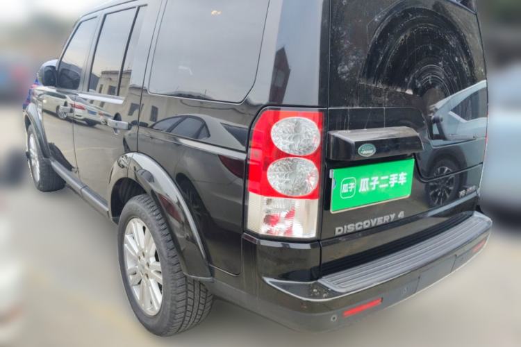 Used Land Rover Discovery 2010 5.0 V8 HSE Gasoline Model Rear Left 45 Deg