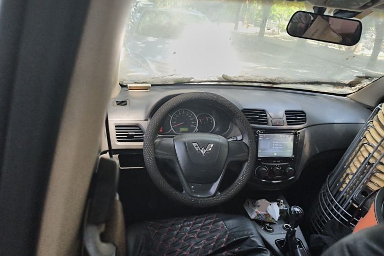 Used Wuling Hongguang 2014 1.2L Base Model China IV
