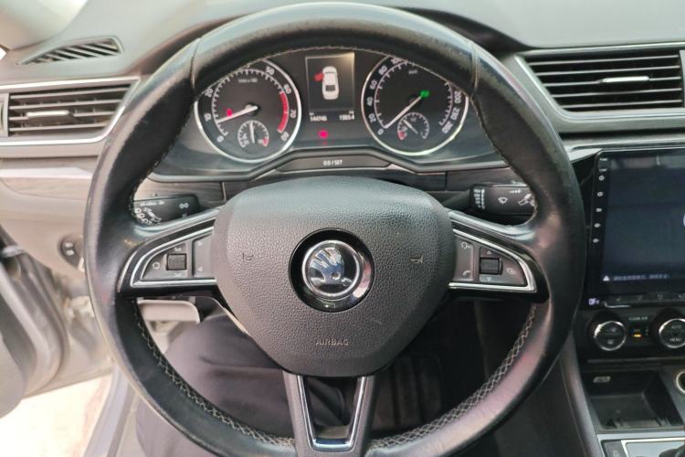 Used Skoda Superb 2016 TSI330 DSG Smart Drive Edition