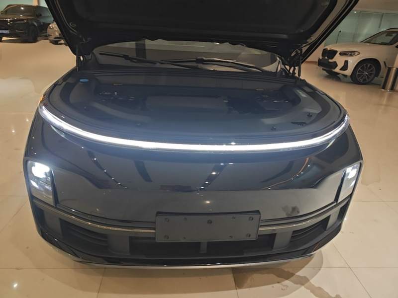 Used Li Auto L9 2023 Pro Model — 19